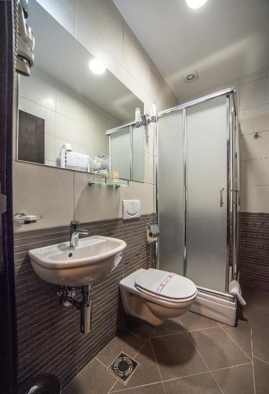 Отель Hotel Terminus Подгорица-47