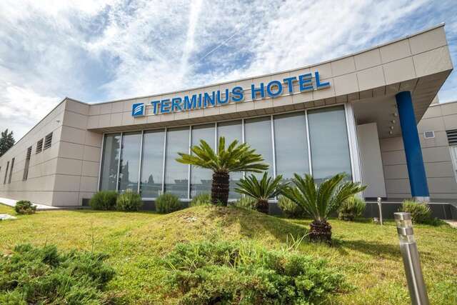 Отель Hotel Terminus Подгорица-3
