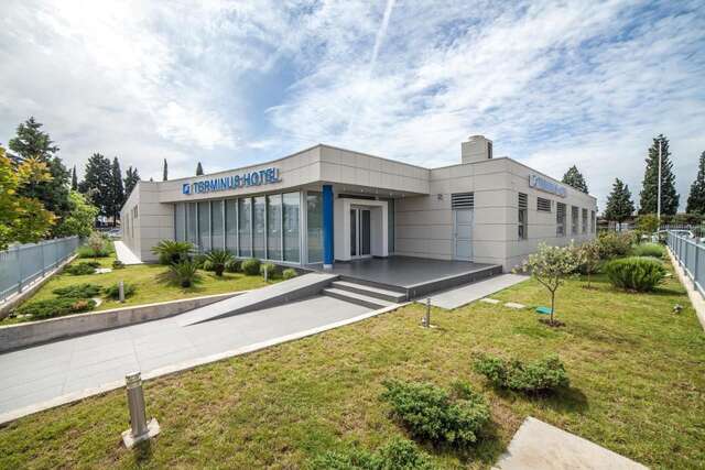 Отель Hotel Terminus Подгорица-23