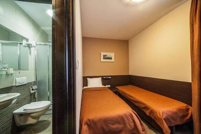 Отель Hotel Terminus Подгорица-35