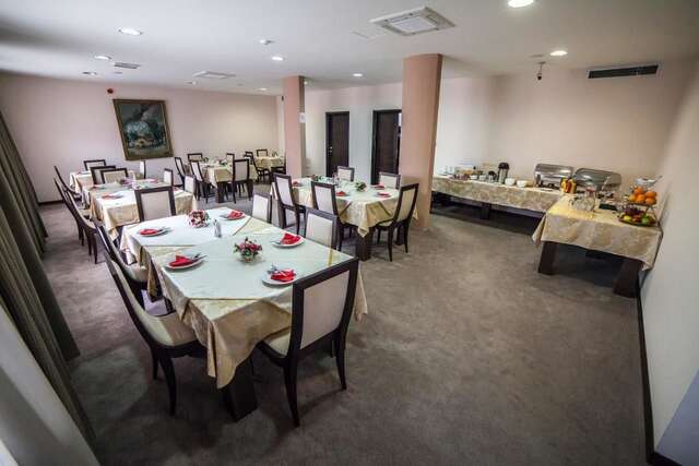 Отель Hotel Terminus Подгорица-8